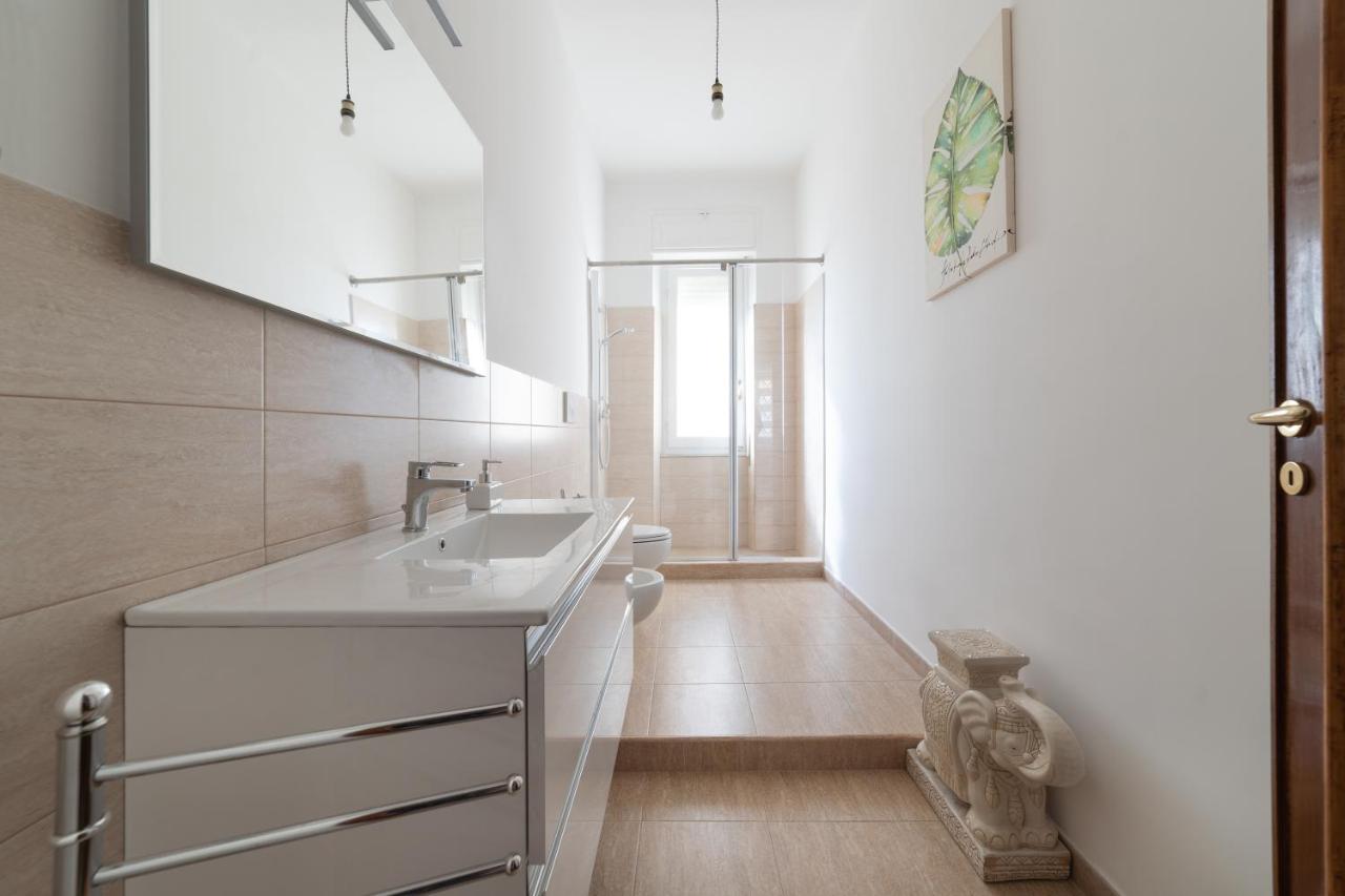 Budget Apartment Roma 70 Stazione Centrale Cagliari Buitenkant foto